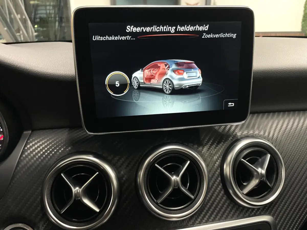 180 AMG Night/ Cam/ Pano/ 19”AMG/ CarPlay/ LED