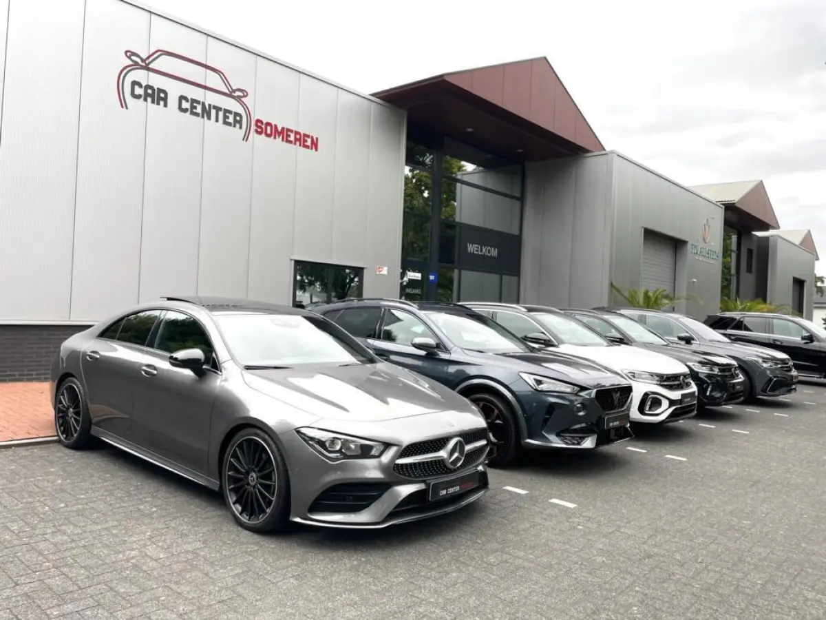 180 AMG Night/ Cam/ Pano/ 19”AMG/ CarPlay/ LED