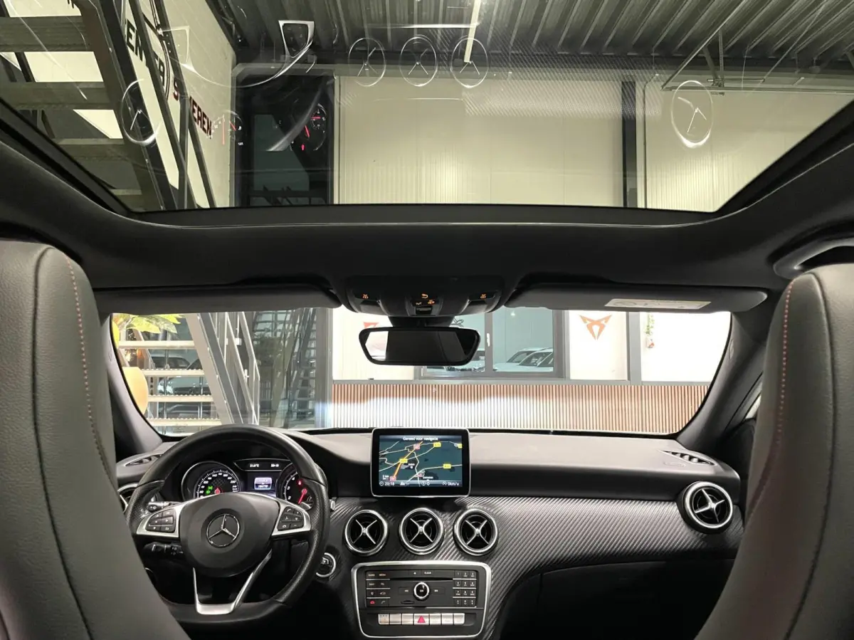 180 AMG Night/ Cam/ Pano/ 19”AMG/ CarPlay/ LED