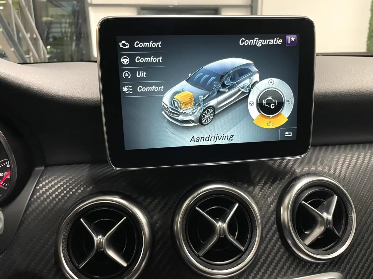 180 AMG Night/ Cam/ Pano/ 19”AMG/ CarPlay/ LED