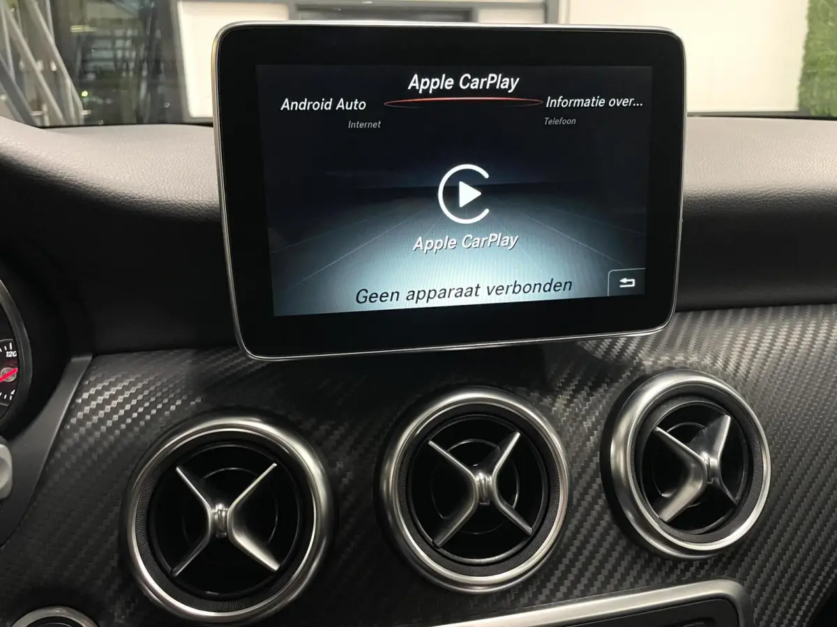 180 AMG Night/ Cam/ Pano/ 19”AMG/ CarPlay/ LED