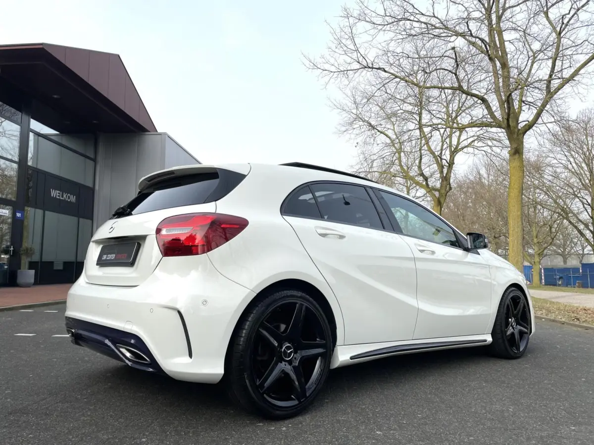 180 AMG Night/ Cam/ Pano/ 19”AMG/ CarPlay/ LED