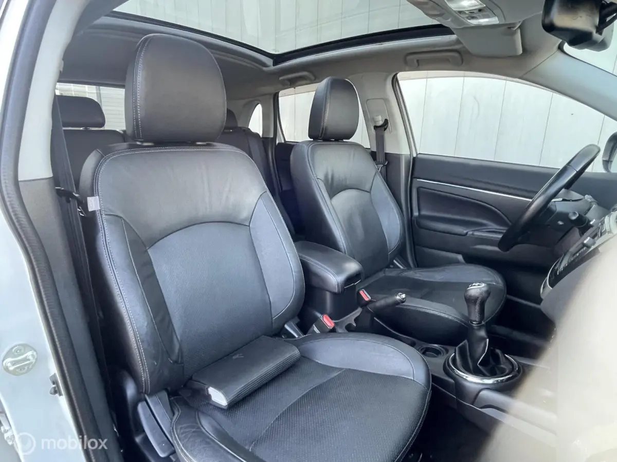 1.6 Cleartec Instyle | Panorama | Leer | Xenon | Dealer O.H. | Parelmoer wit | Camera | Climate & Cruise control | Tr-haak 1200kg |