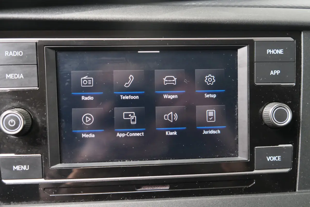2.0 TDI L2H1 28 - N.A.P. Airco, Cruise, Carplay, PDC, Trekhaak.