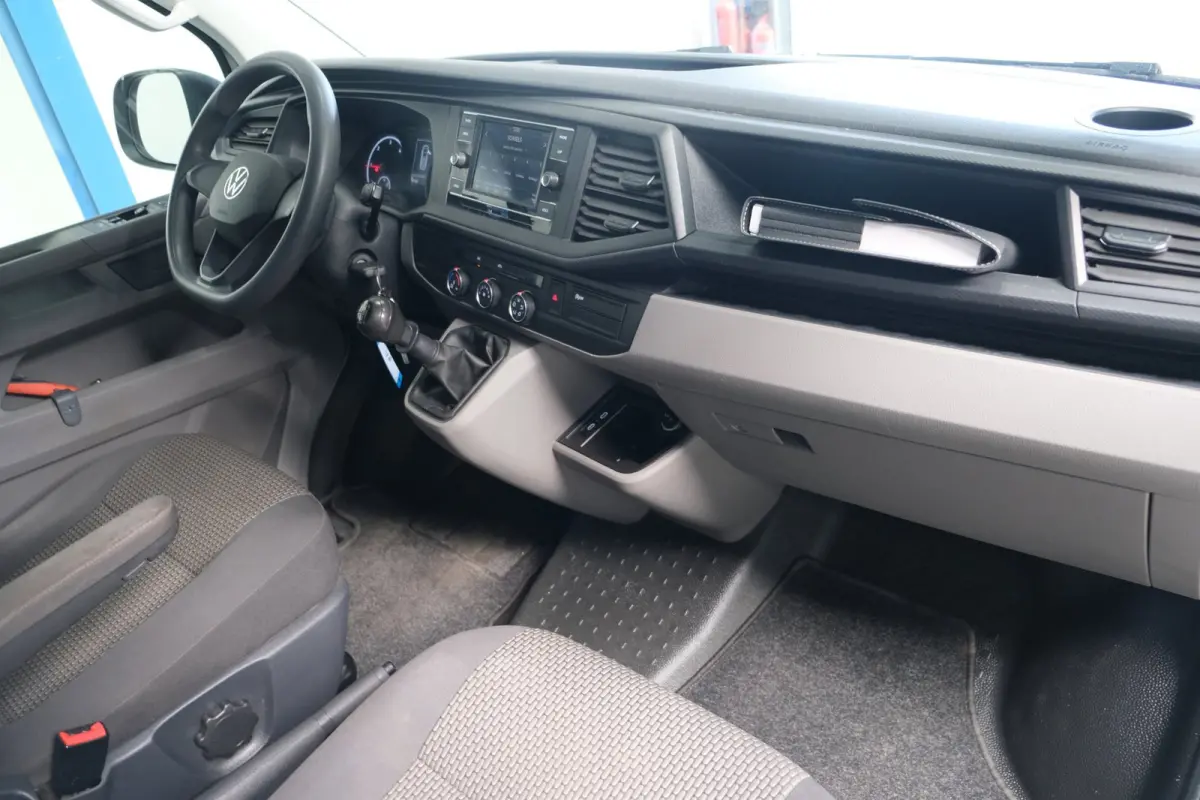 2.0 TDI L2H1 28 - N.A.P. Airco, Cruise, Carplay, PDC, Trekhaak.