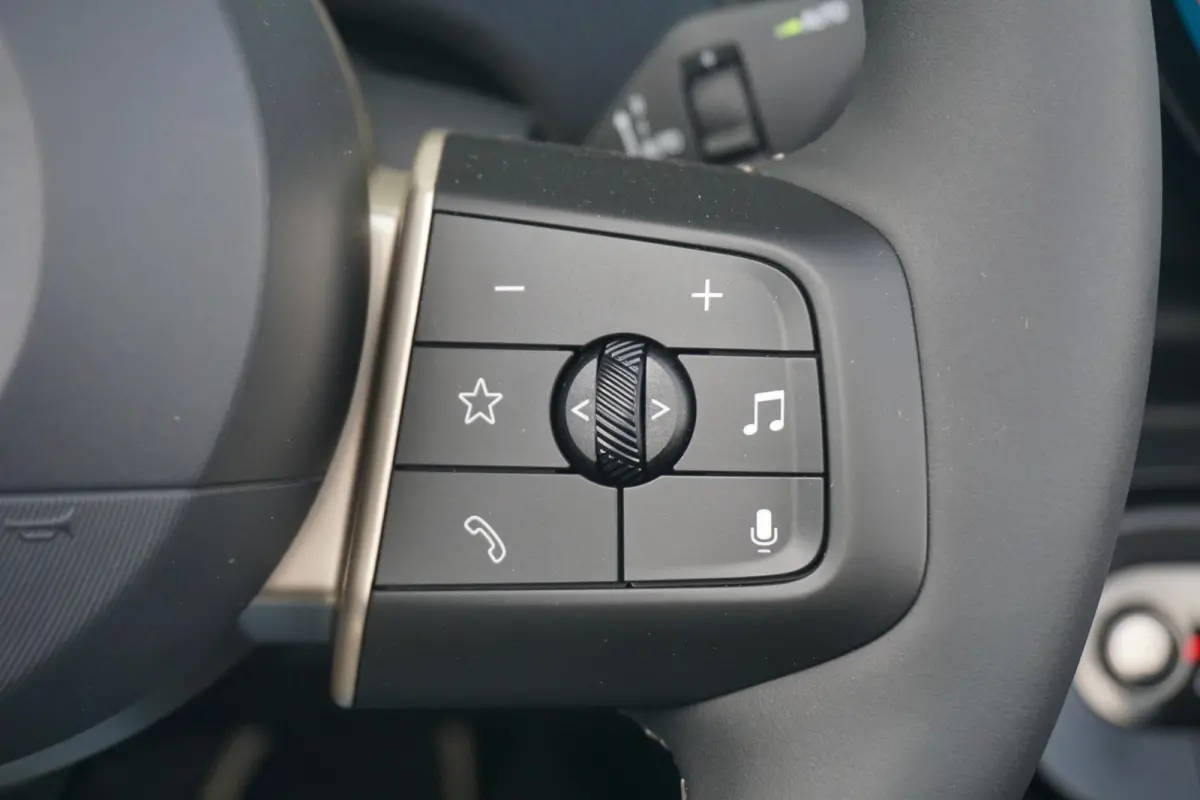 C | Classic Trim | Pakket L | Harman Kardon | Driving Assistant Plus | Parking Assistant Plus | Stoel & Stuurverwarming
