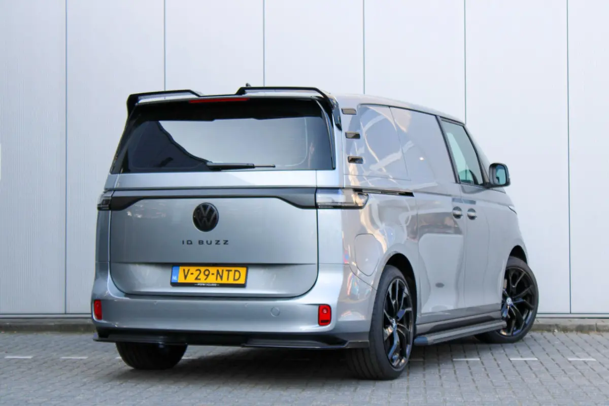 286pk 79 kWh | Trekhaak Wegklapbaar | Spoiler | 19" Velgen
