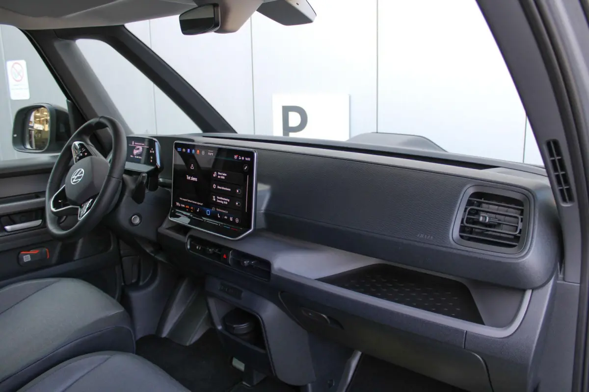 286pk 79 kWh | Trekhaak Wegklapbaar | Spoiler | 19" Velgen
