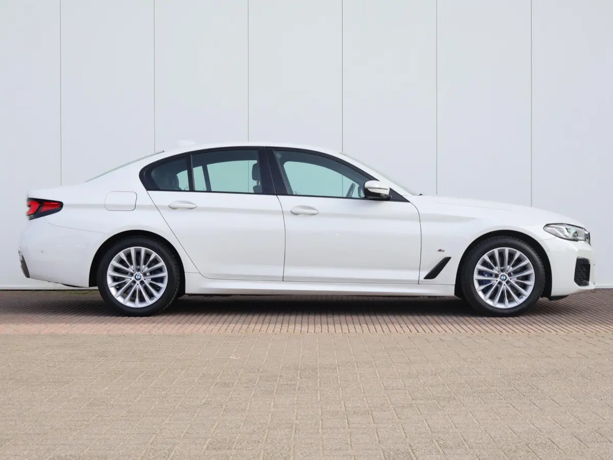 530e High Executive | SoH 95% | M-Sportpakket | Comfort Stoelen | Trekhaak |