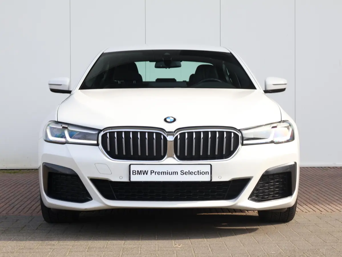 530e High Executive | SoH 95% | M-Sportpakket | Comfort Stoelen | Trekhaak |