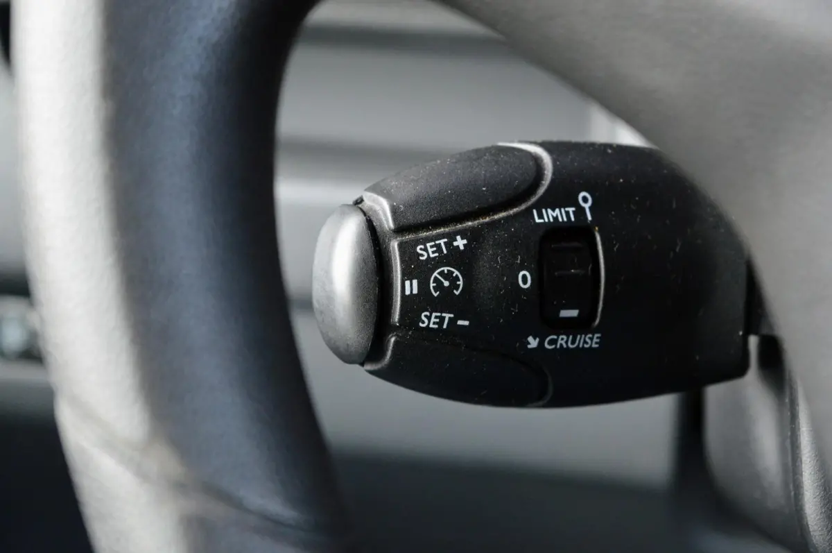 1.5 D-4D Navigator Medium