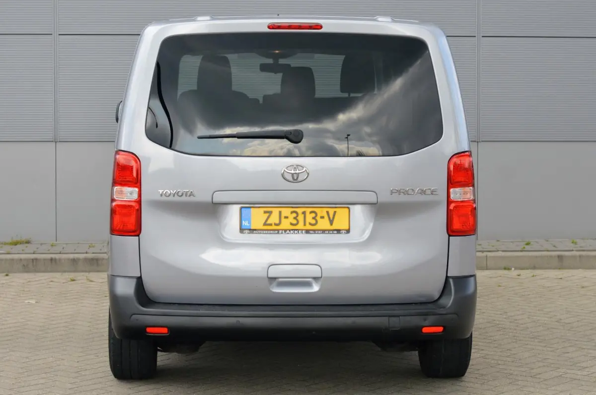 1.5 D-4D Navigator Medium