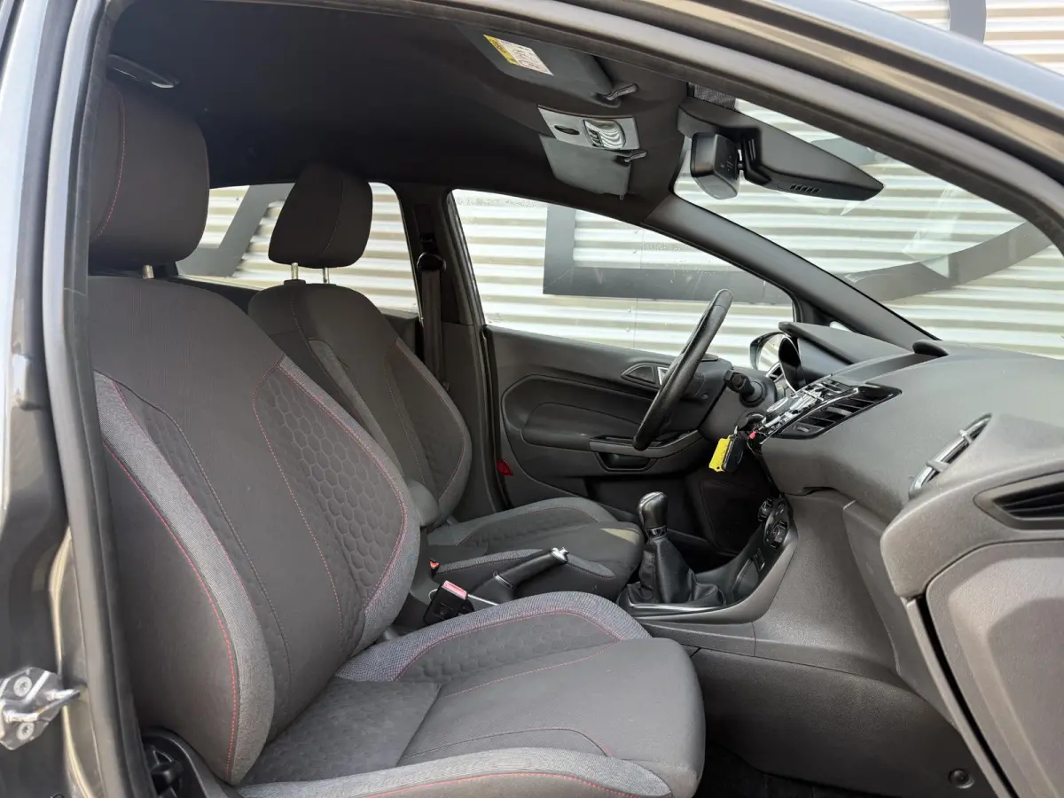 1.0 EcoBoost ST Line 1e Eigenaar|Clima|PDC|LM Velgen|Sport Uitlaat|APK tot 08-2026
