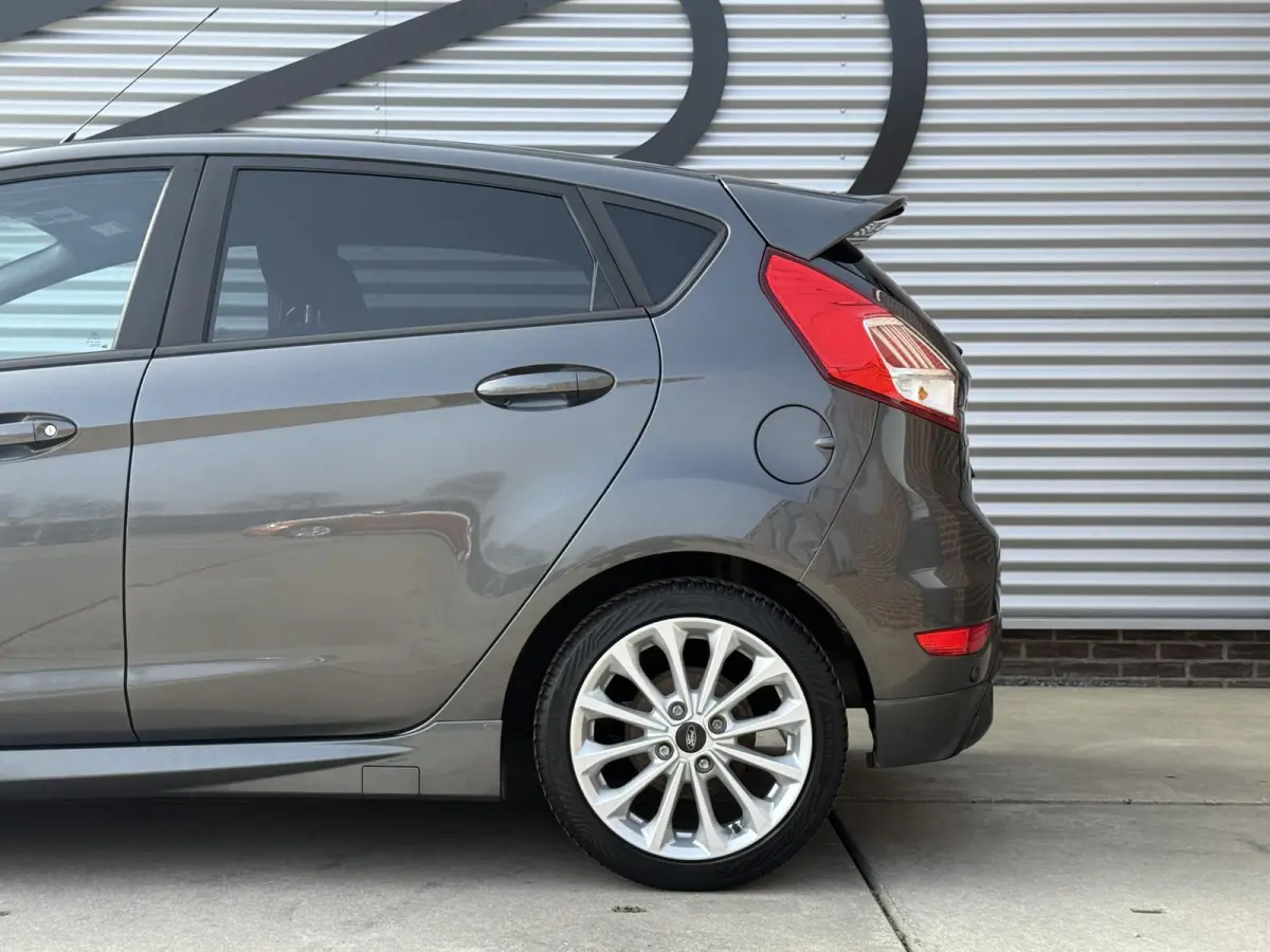 1.0 EcoBoost ST Line 1e Eigenaar|Clima|PDC|LM Velgen|Sport Uitlaat|APK tot 08-2026
