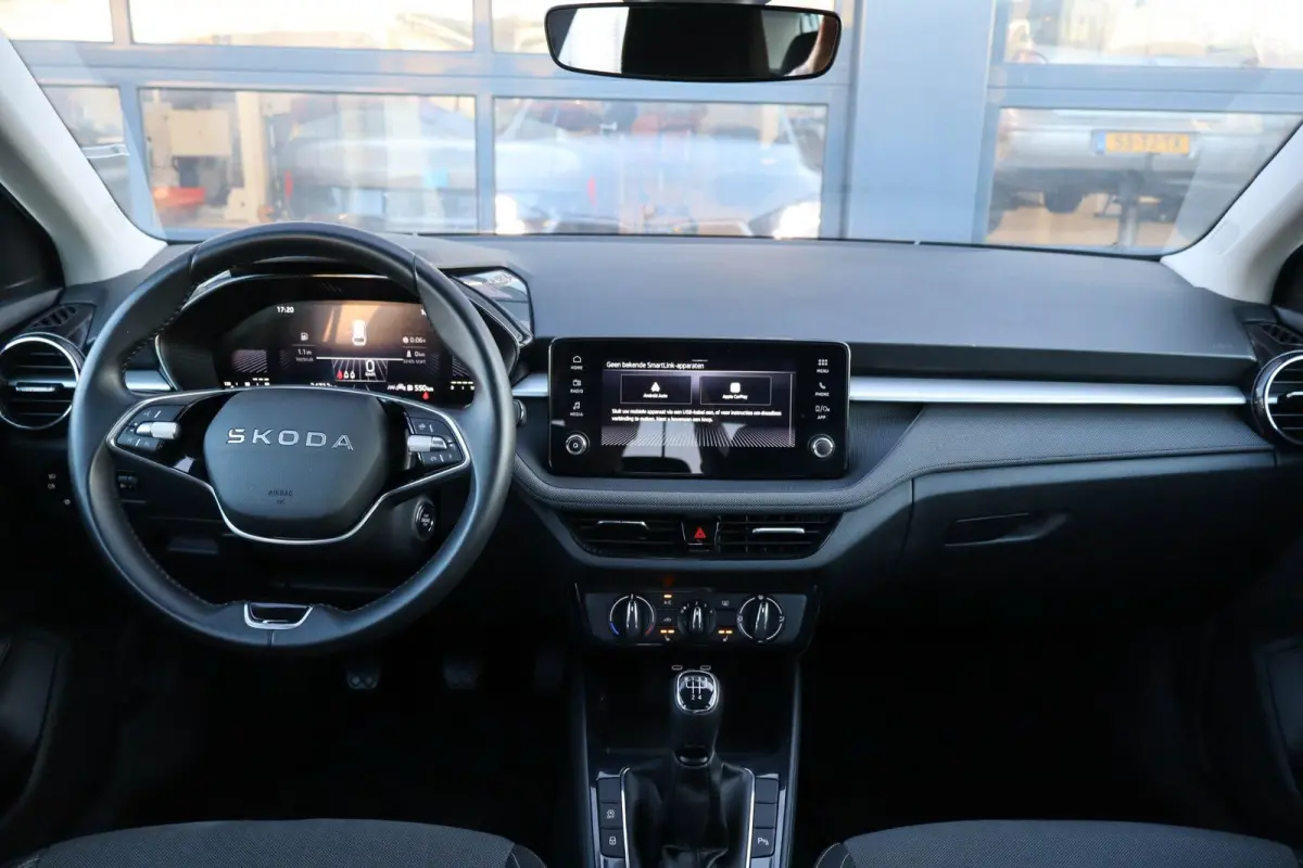 1.0 TSI 95pk Business Edition | Achteruitrijcamera | Cruise Control | Stoelverwarming