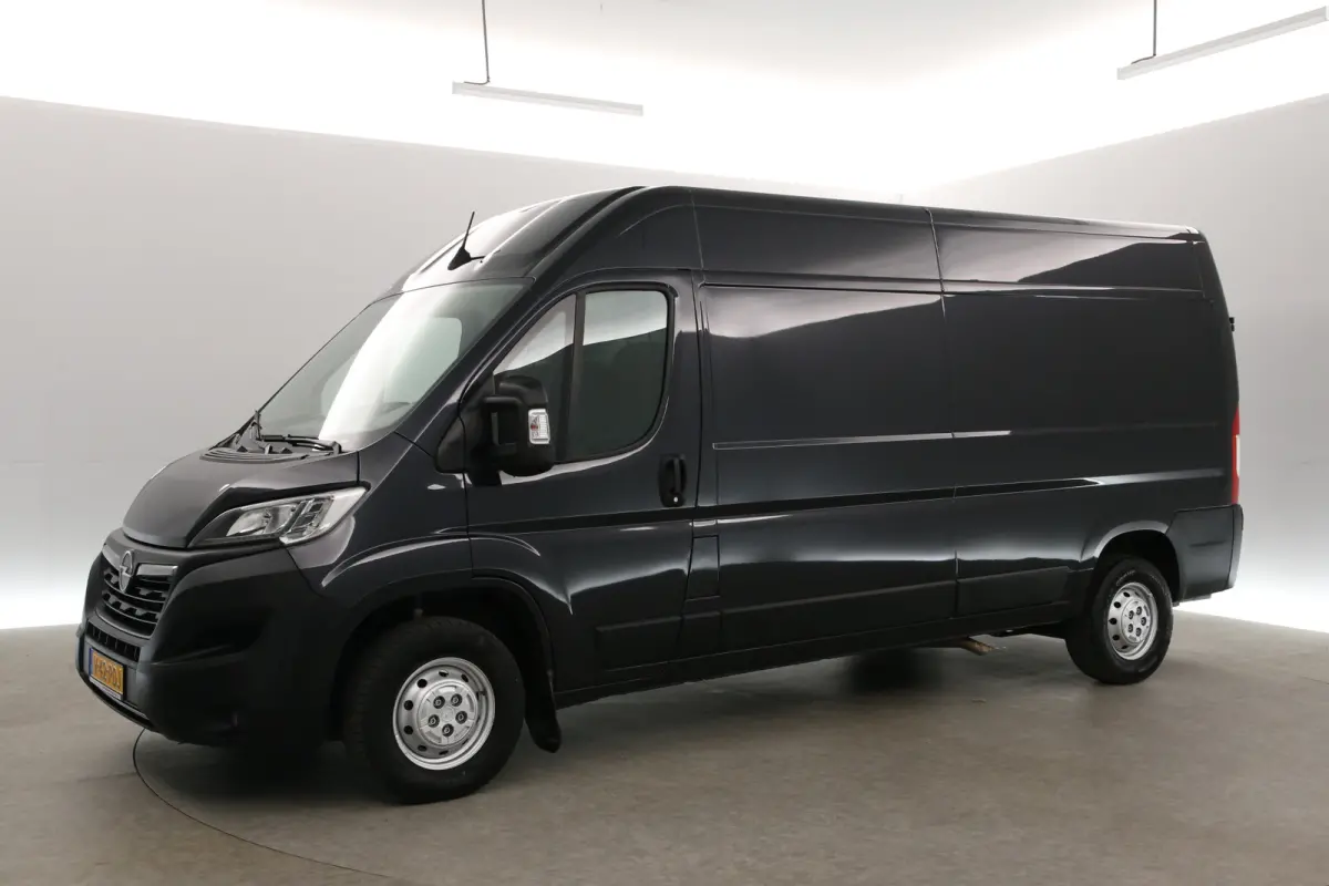 2.2 HDI 140PK L3H2 | Airco | Cruise | Camera | Carplay | 3 Zits | Navi | Parkeersens.