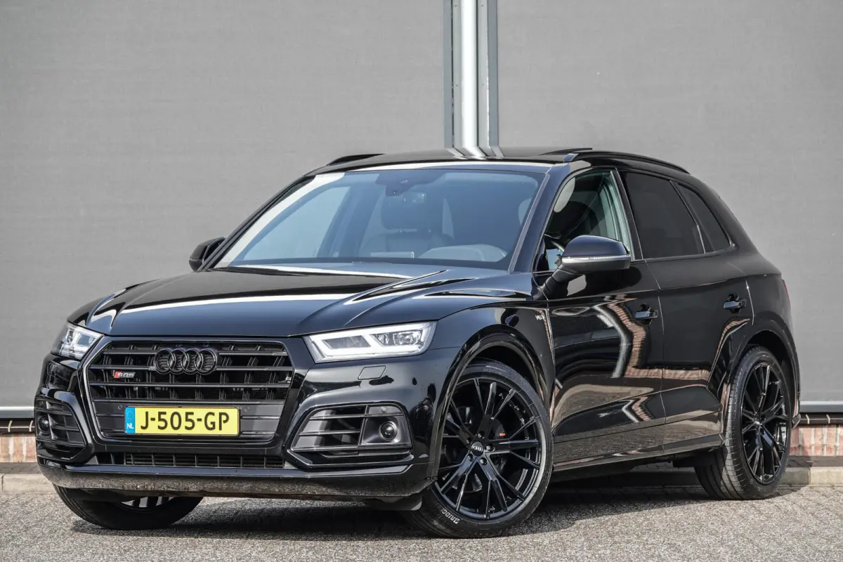 SQ5 3.0Tfsi V6T 354Pk Aut. | Quattro | Luchtvering | Sportstoelen | Panoramadak | Bang & Olufsen | Trekhaak | 21"