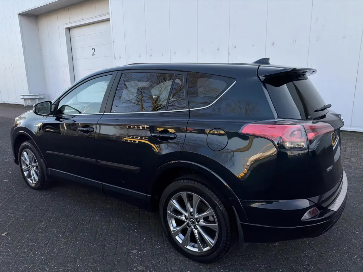 2.5 Hybrid AWD Executive - NAVI/LEER/DAK/CAM/NAP