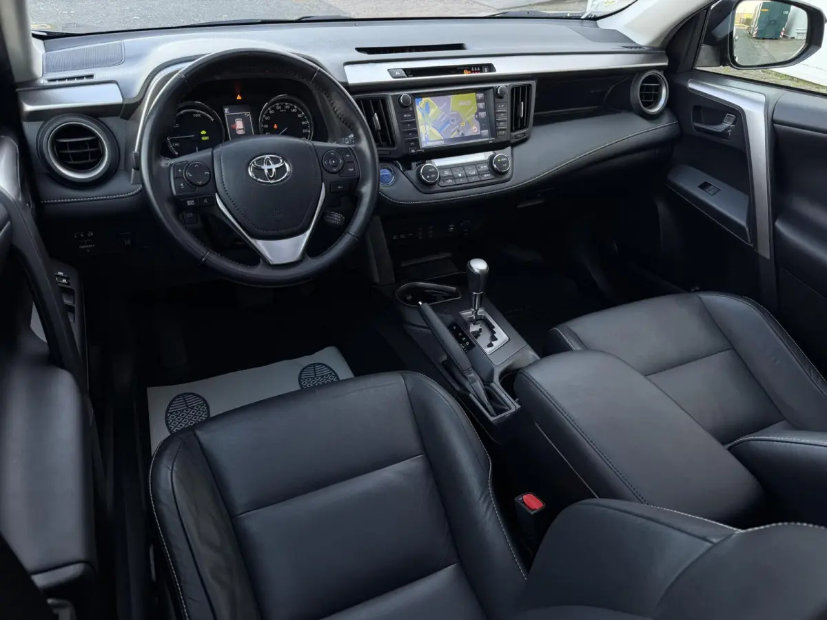 2.5 Hybrid AWD Executive - NAVI/LEER/DAK/CAM/NAP