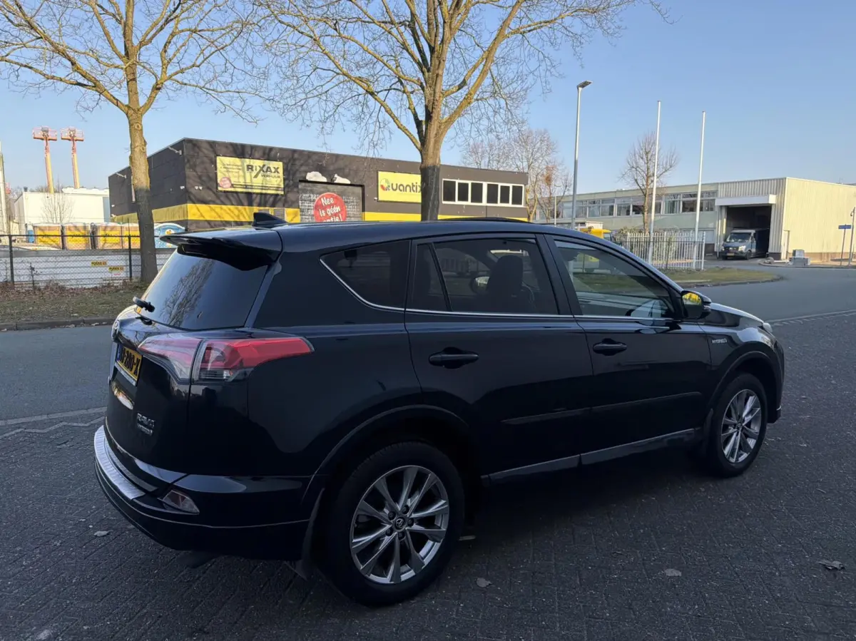 2.5 Hybrid AWD Executive - NAVI/LEER/DAK/CAM/NAP