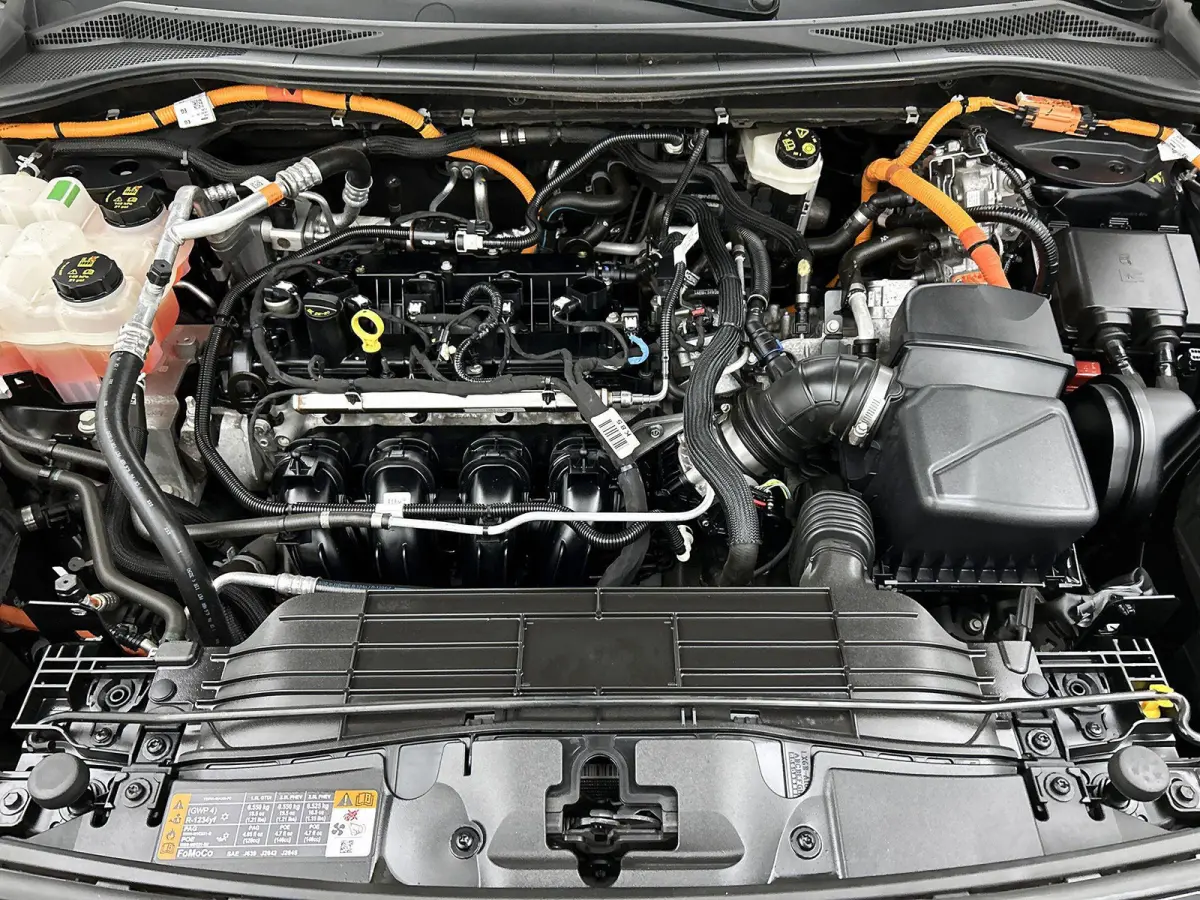 2.5 PHEV Vignale Trekhaak | Adaptive Cruise Control | Leder | Stoelverwarming V/A | Camera V/A | Privacy Glass