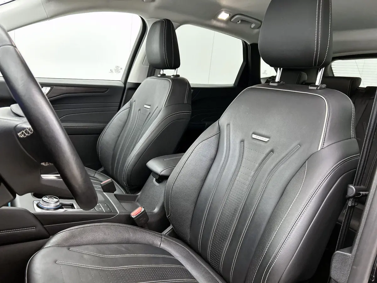 2.5 PHEV Vignale Trekhaak | Adaptive Cruise Control | Leder | Stoelverwarming V/A | Camera V/A | Privacy Glass