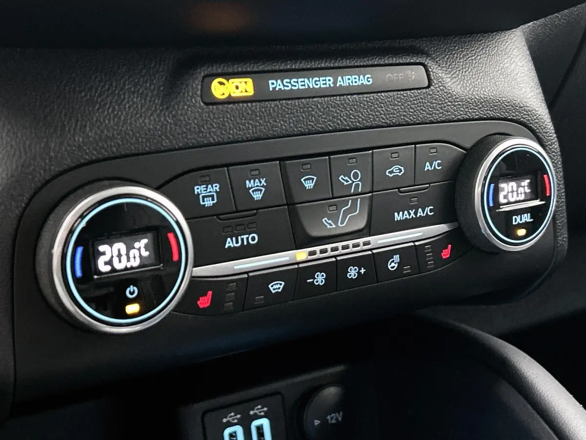 2.5 PHEV Vignale Trekhaak | Adaptive Cruise Control | Leder | Stoelverwarming V/A | Camera V/A | Privacy Glass