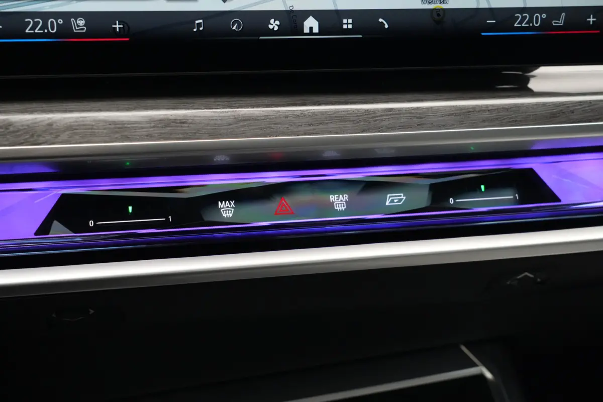 750e xDrive M Sport 489pk ExclusiveLounge/HUD/B&W