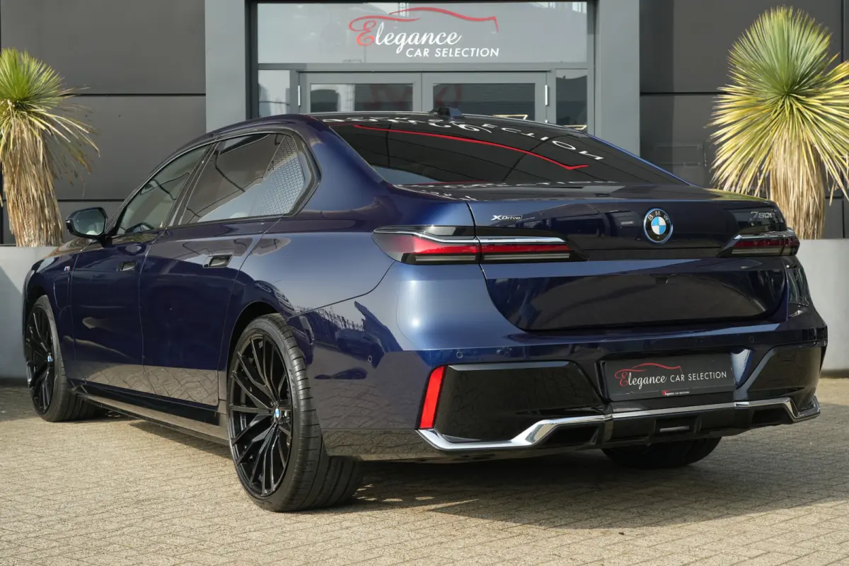 750e xDrive M Sport 489pk ExclusiveLounge/HUD/B&W