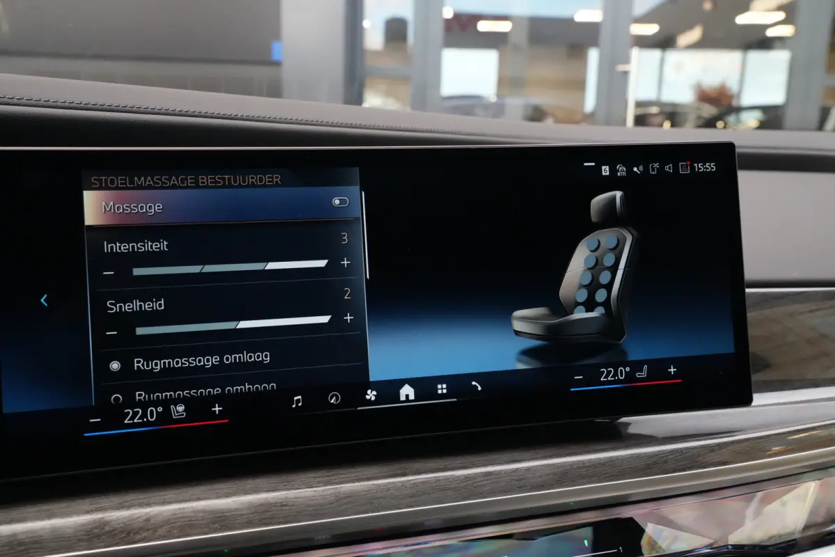 750e xDrive M Sport 489pk ExclusiveLounge/HUD/B&W