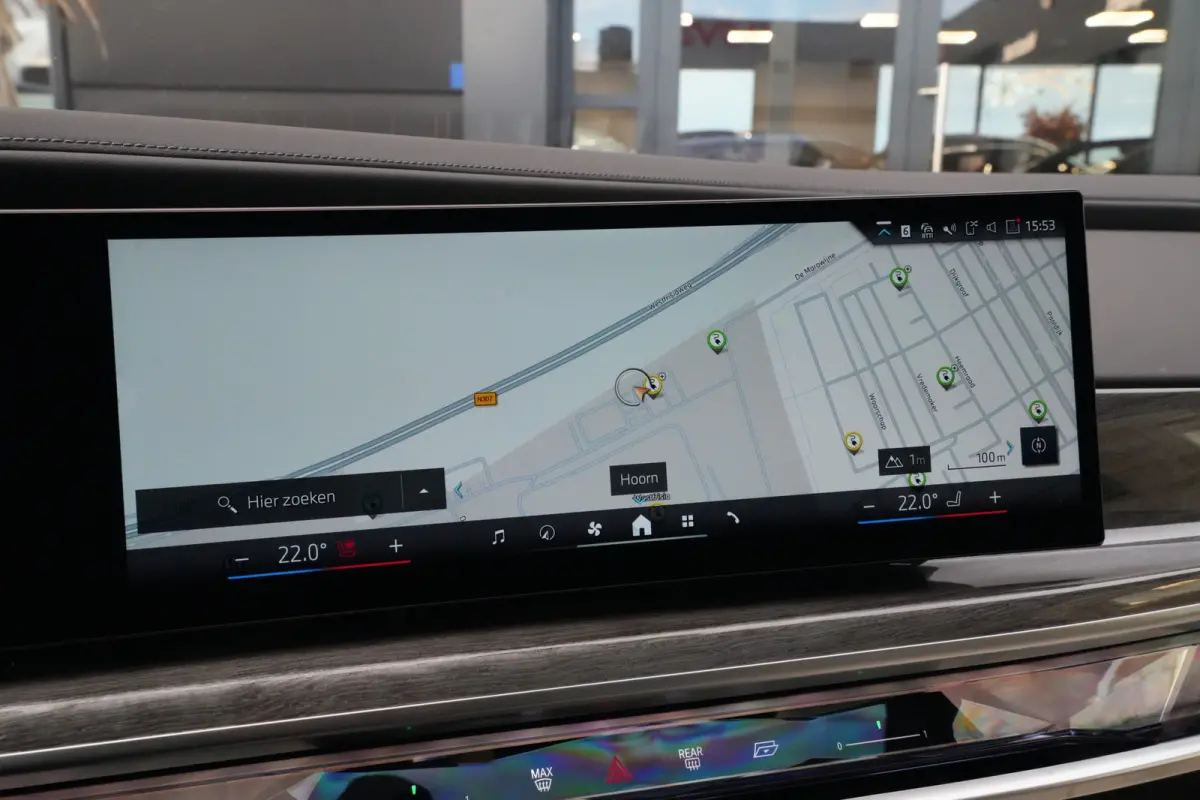 750e xDrive M Sport 489pk ExclusiveLounge/HUD/B&W