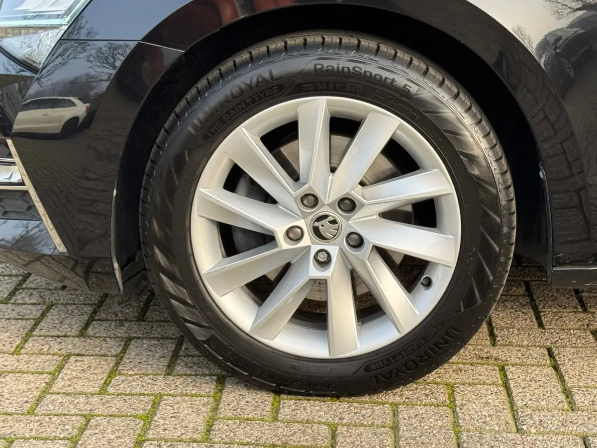 1.4 TSI iV * Navigatie * Camera * Elek. Klep * Memory *