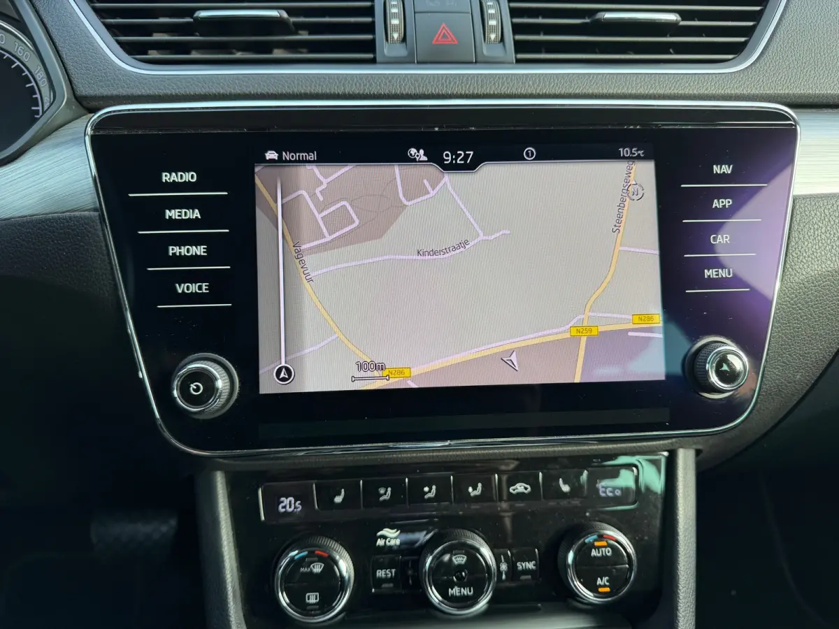 1.4 TSI iV * Navigatie * Camera * Elek. Klep * Memory *