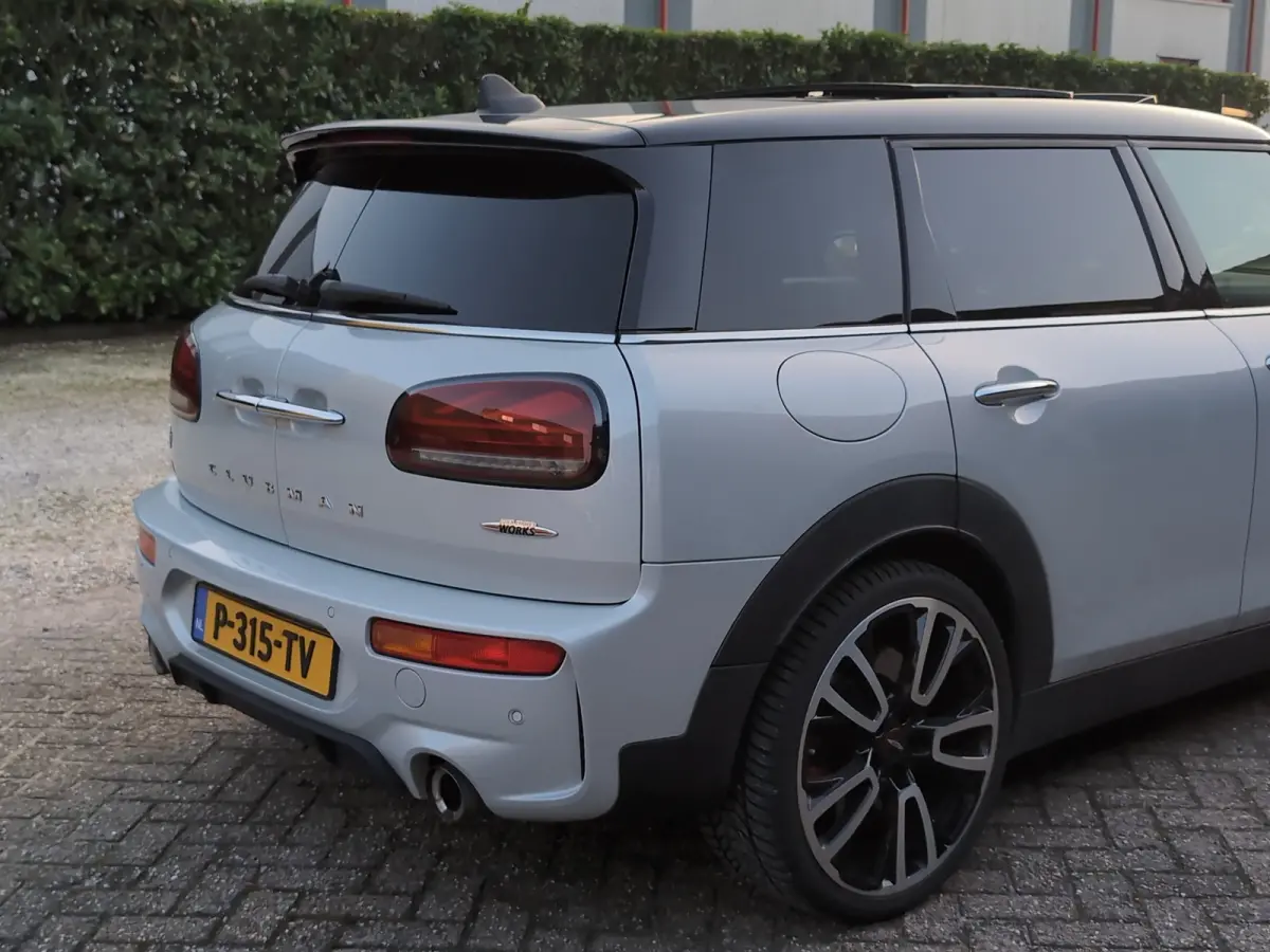 2.0 JCW ALL4 Chili | Pano | H&K Audio | Adap. Cruise | Head-Up | Camera