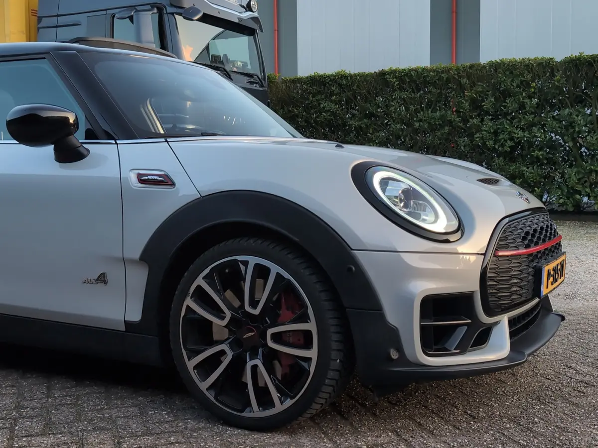 2.0 JCW ALL4 Chili | Pano | H&K Audio | Adap. Cruise | Head-Up | Camera
