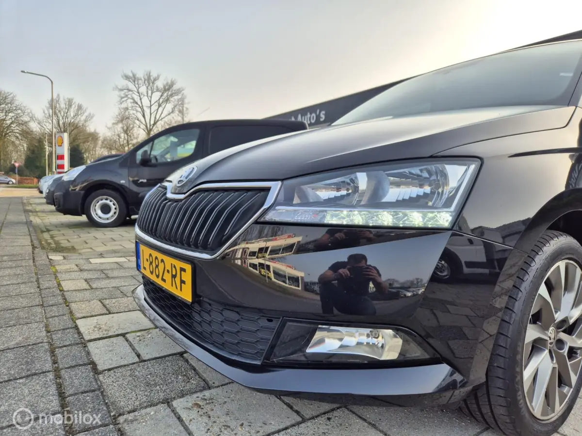 1.0 TSI Business Edition, Navi, Carplay