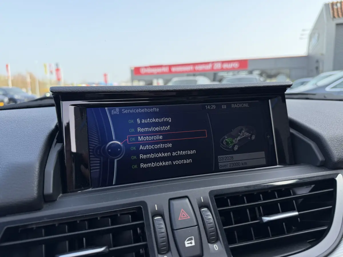 sDrive20i High Executive Navi Pro Stoelverwarming PDC 18 Inch