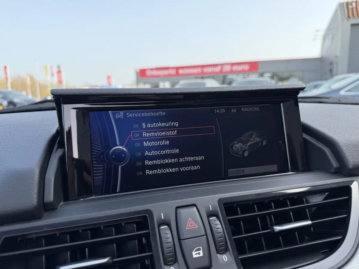 sDrive20i High Executive Navi Pro Stoelverwarming PDC 18 Inch