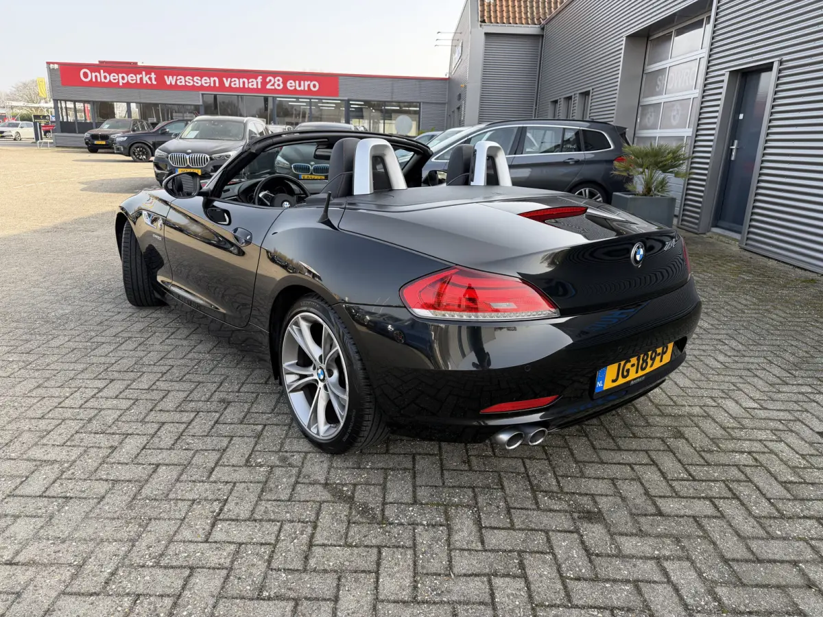 sDrive20i High Executive Navi Pro Stoelverwarming PDC 18 Inch