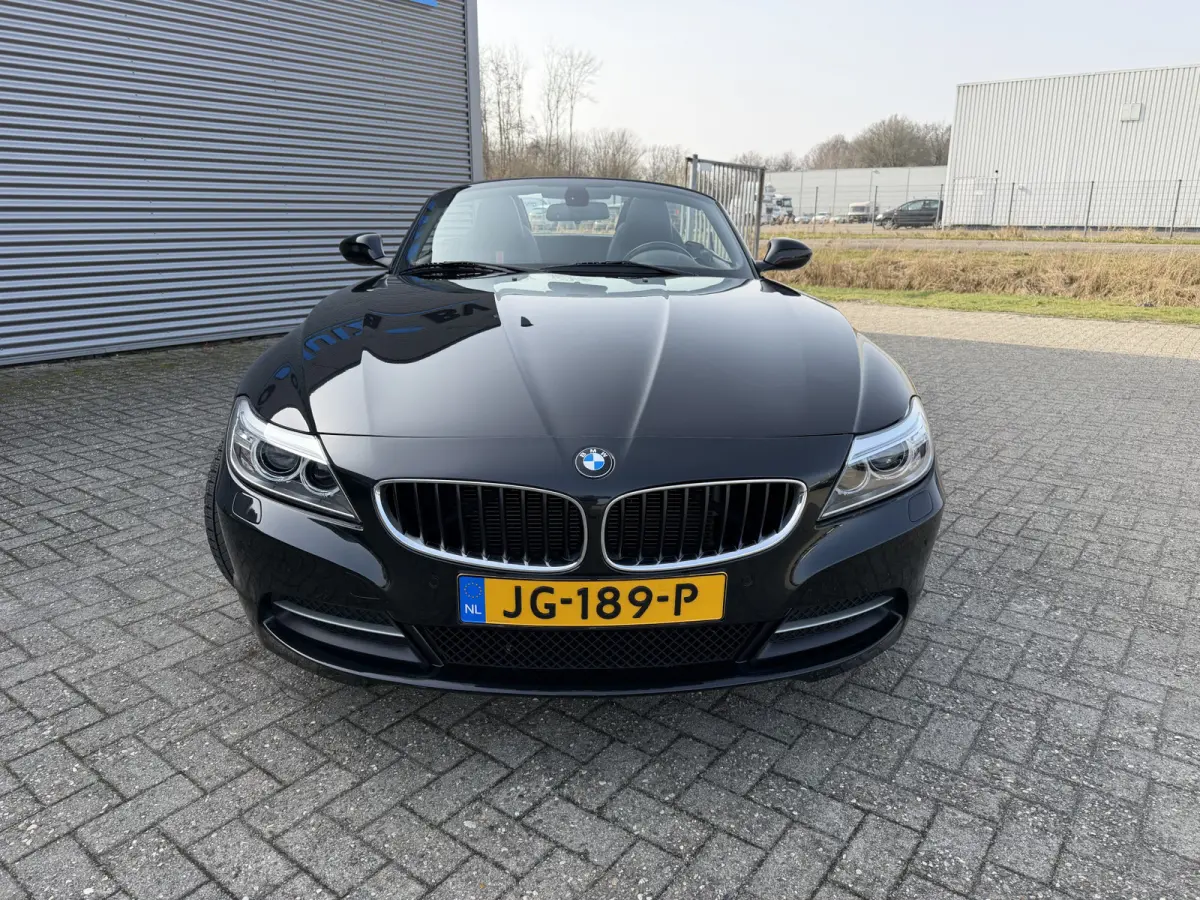 sDrive20i High Executive Navi Pro Stoelverwarming PDC 18 Inch