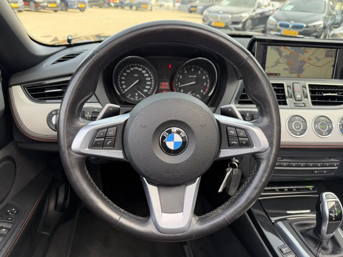 sDrive20i High Executive Navi Pro Stoelverwarming PDC 18 Inch