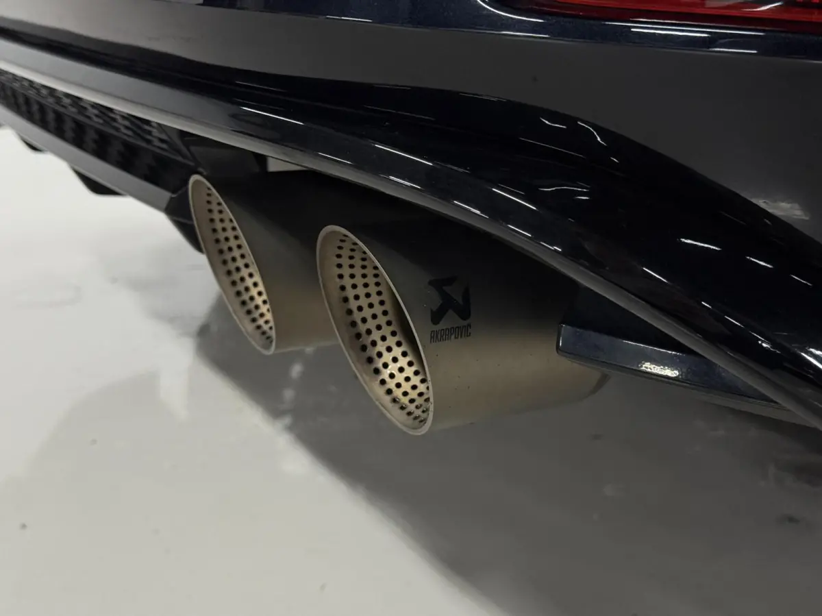 2.0 4Motion R | Pano | Akra | DynAudio | DCC