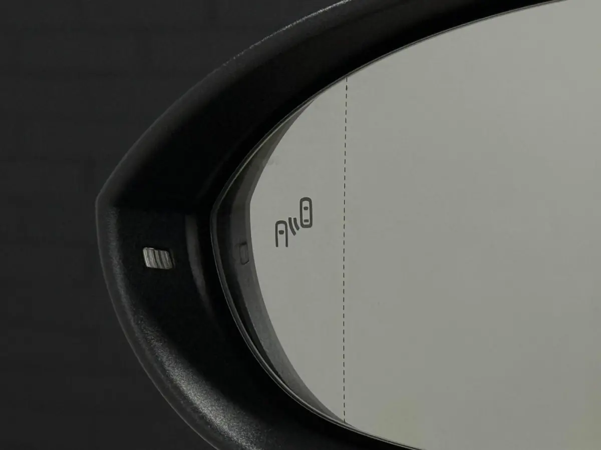 2.0 4Motion R | Pano | Akra | DynAudio | DCC
