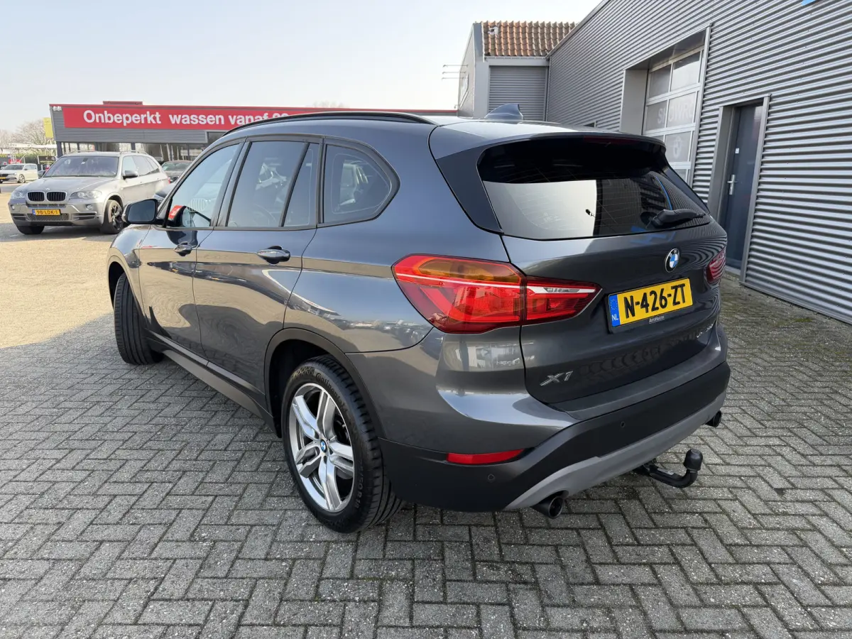 xDrive20i High Executive Leder Panoramadak Trekhaak 2000 KG Trekgewicht! LED Stoelverwarming Keyless Entry