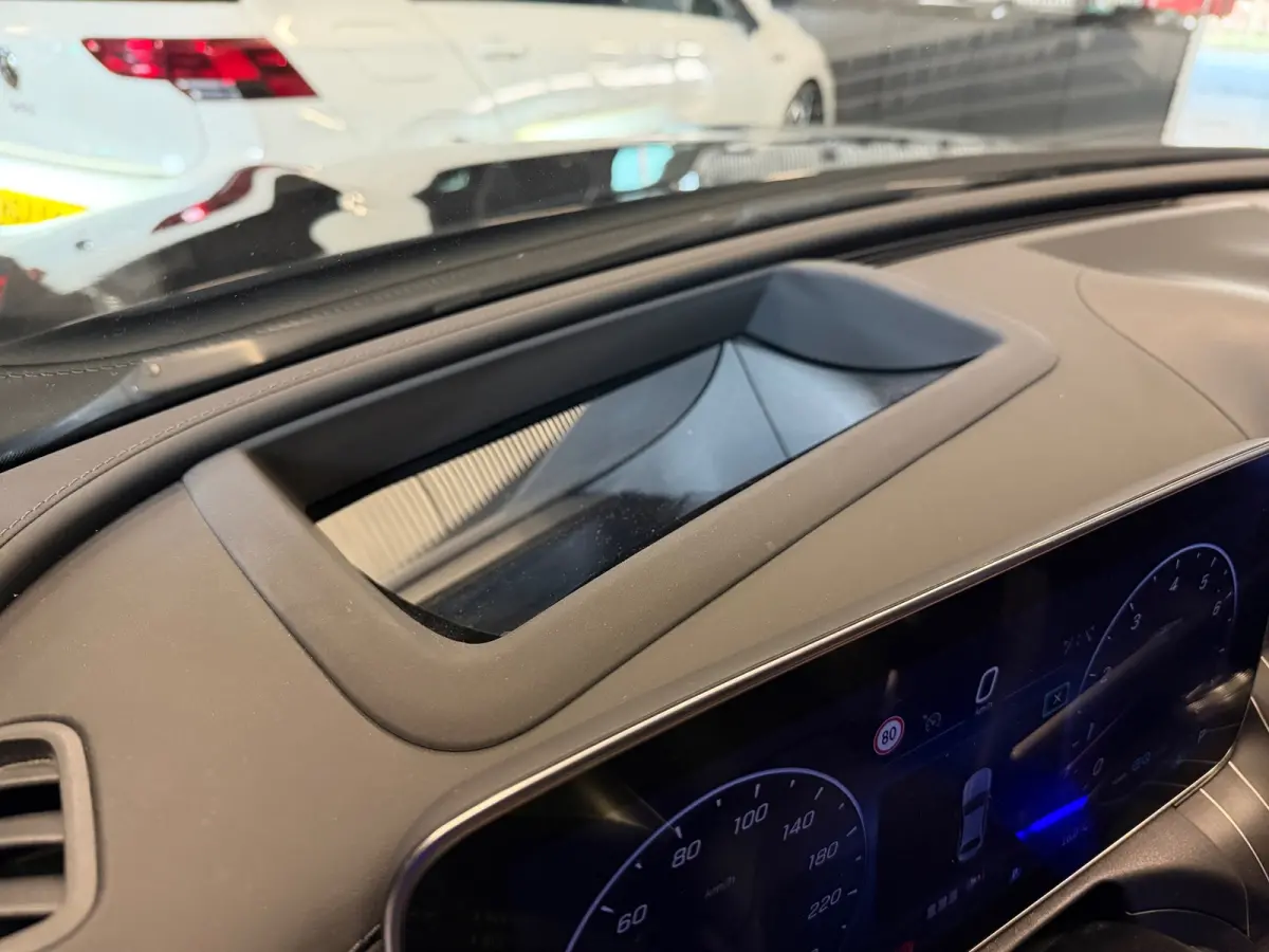 300 AMG Line|PANO|MEMORY|BURMESTER|FULL OPTIONS!