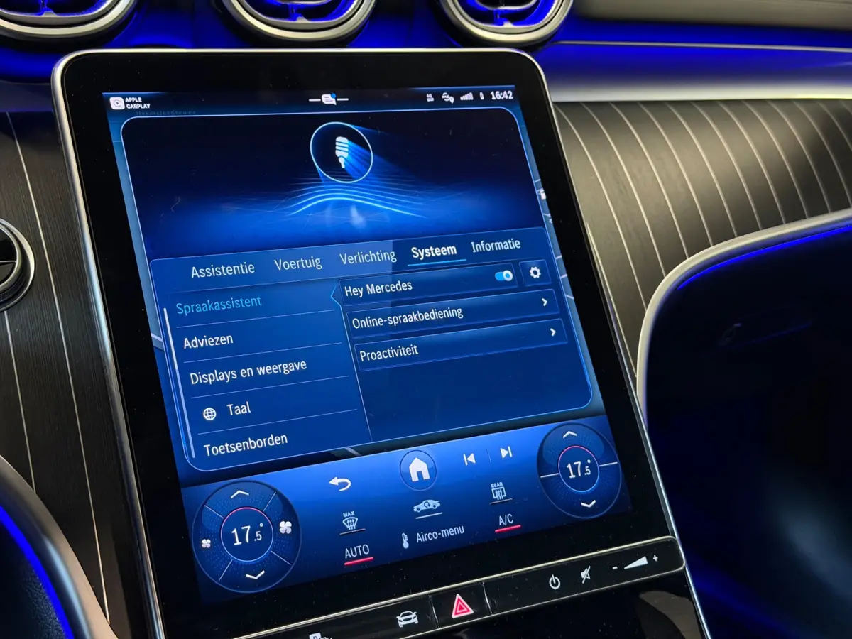 300 AMG Line|PANO|MEMORY|BURMESTER|FULL OPTIONS!