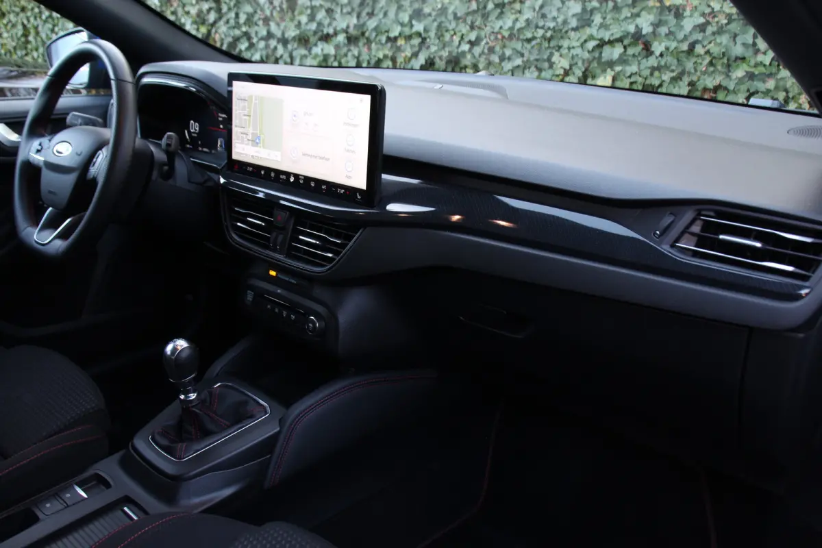 1.0EB Hybrid ST Line X | NL-AUTO! | DEALER OH! | PANORAMADAK | DODE HOEK | ADAPTIVE CRUISE | CAMERA | LED | PRACHTIGE STAAT!