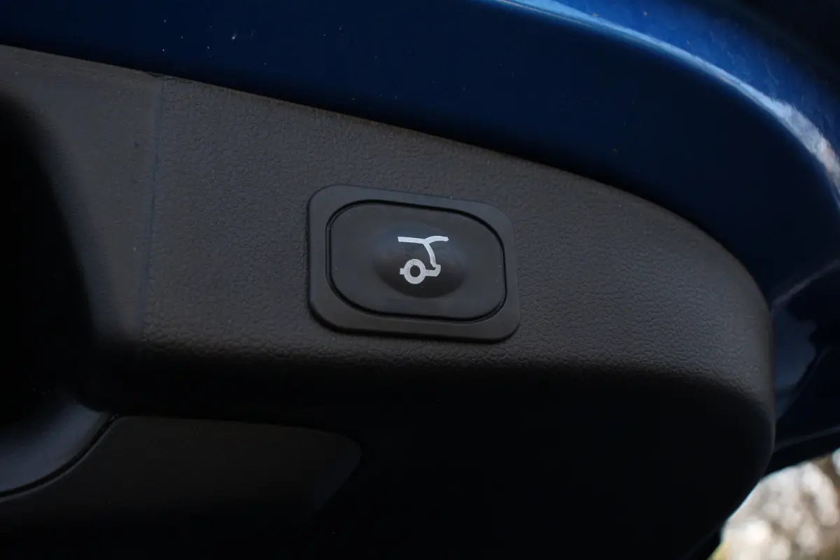 1.0EB Hybrid ST Line X | NL-AUTO! | DEALER OH! | PANORAMADAK | DODE HOEK | ADAPTIVE CRUISE | CAMERA | LED | PRACHTIGE STAAT!