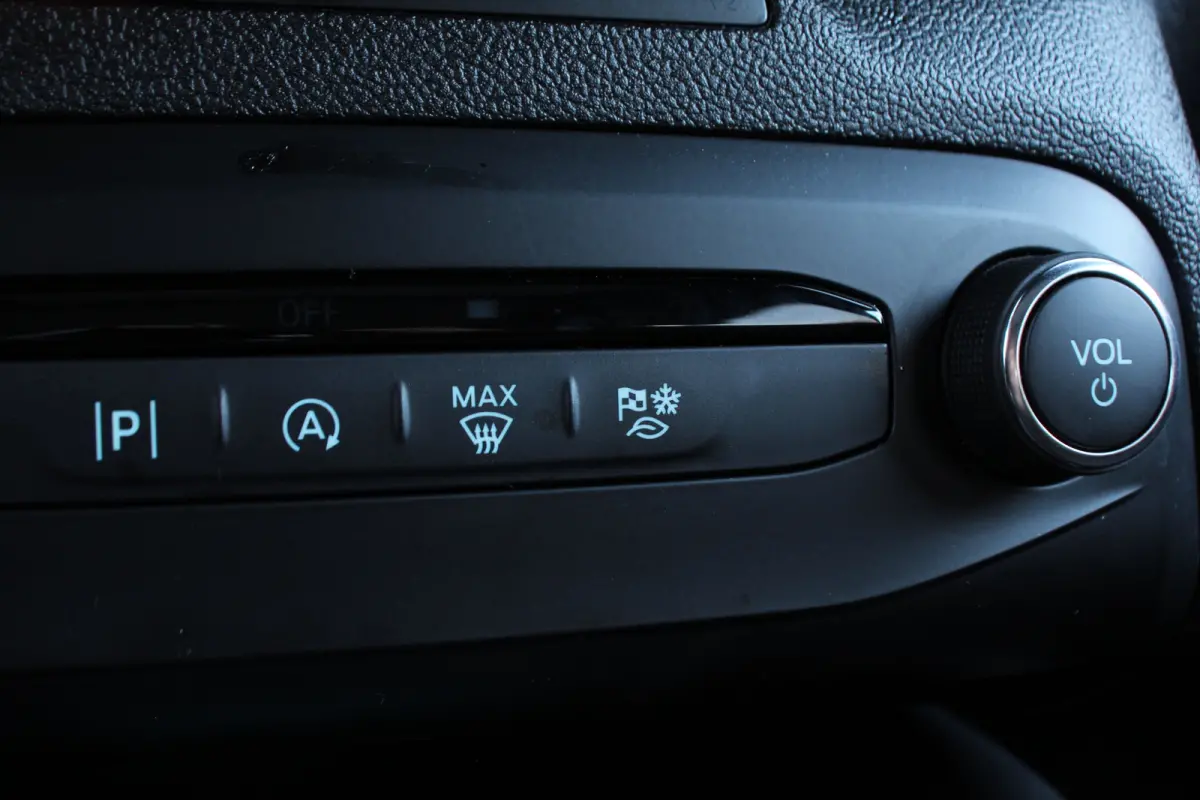 1.0EB Hybrid ST Line X | NL-AUTO! | DEALER OH! | PANORAMADAK | DODE HOEK | ADAPTIVE CRUISE | CAMERA | LED | PRACHTIGE STAAT!