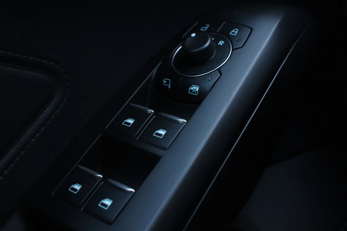 1.0EB Hybrid ST Line X | NL-AUTO! | DEALER OH! | PANORAMADAK | DODE HOEK | ADAPTIVE CRUISE | CAMERA | LED | PRACHTIGE STAAT!